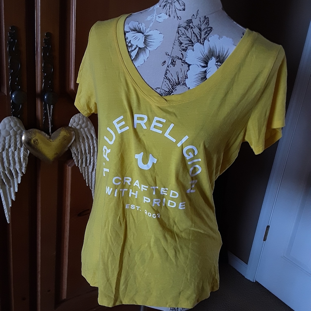đ True Religion Tee - Picture 4 of 4